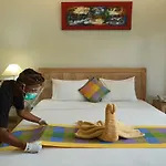 Kiskenda Cottages & Restaurant