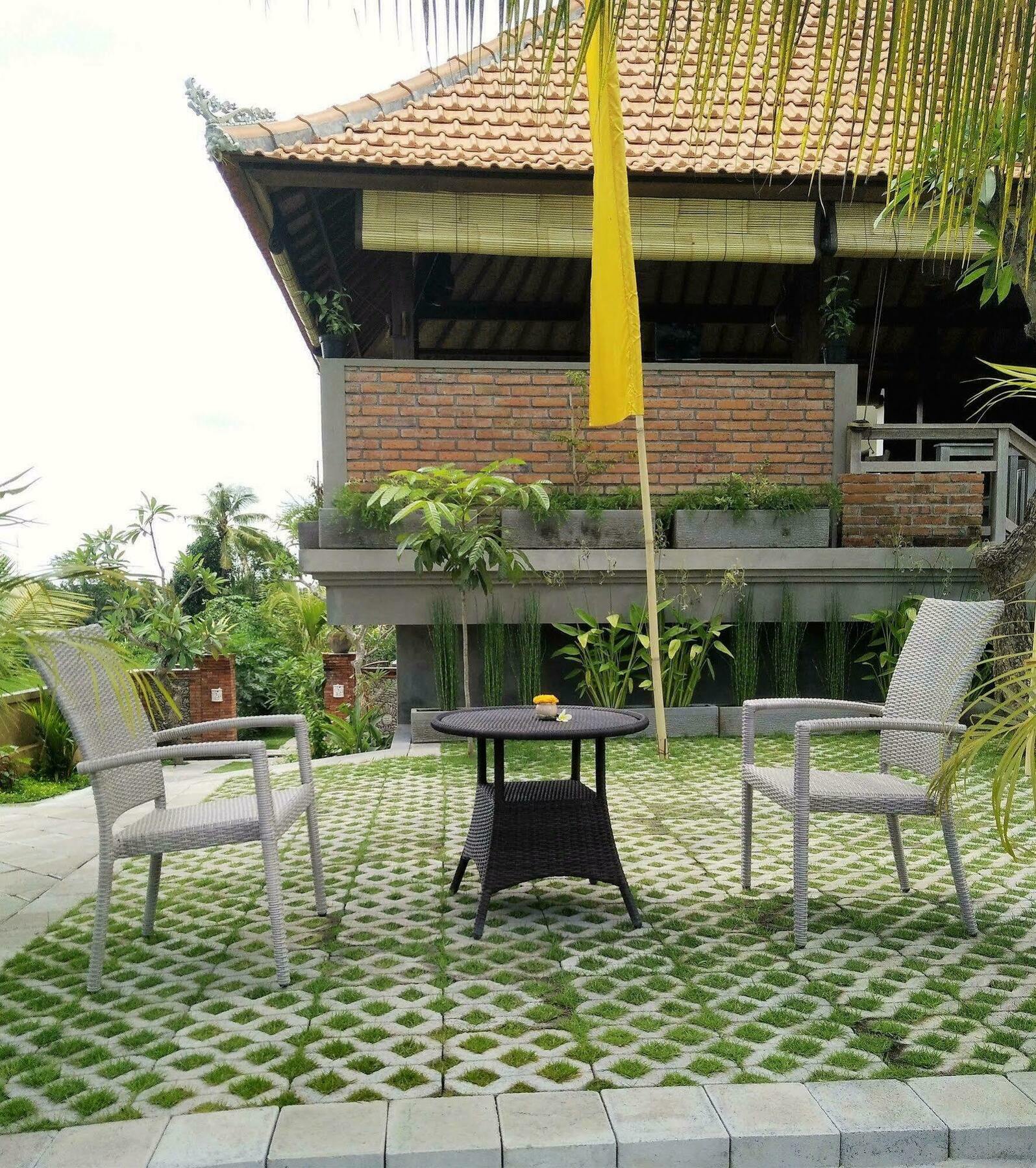 Kiskenda & Restaurant 3*
